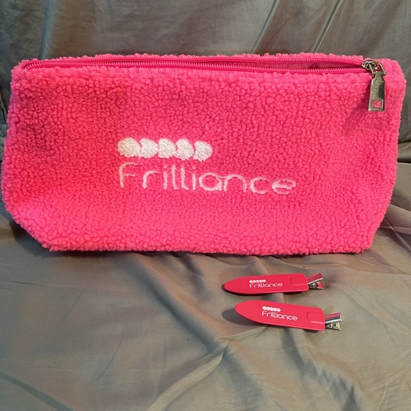 Frilliance Fuzzy Soft Large Hot Pink Cosmetic Bag - Picture 4 of 4